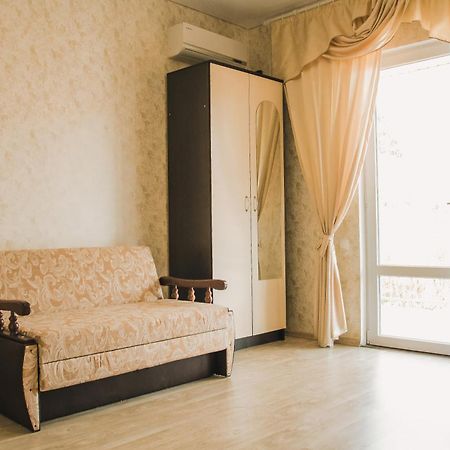 Balcony Hotel Zaliznyy Port Room photo