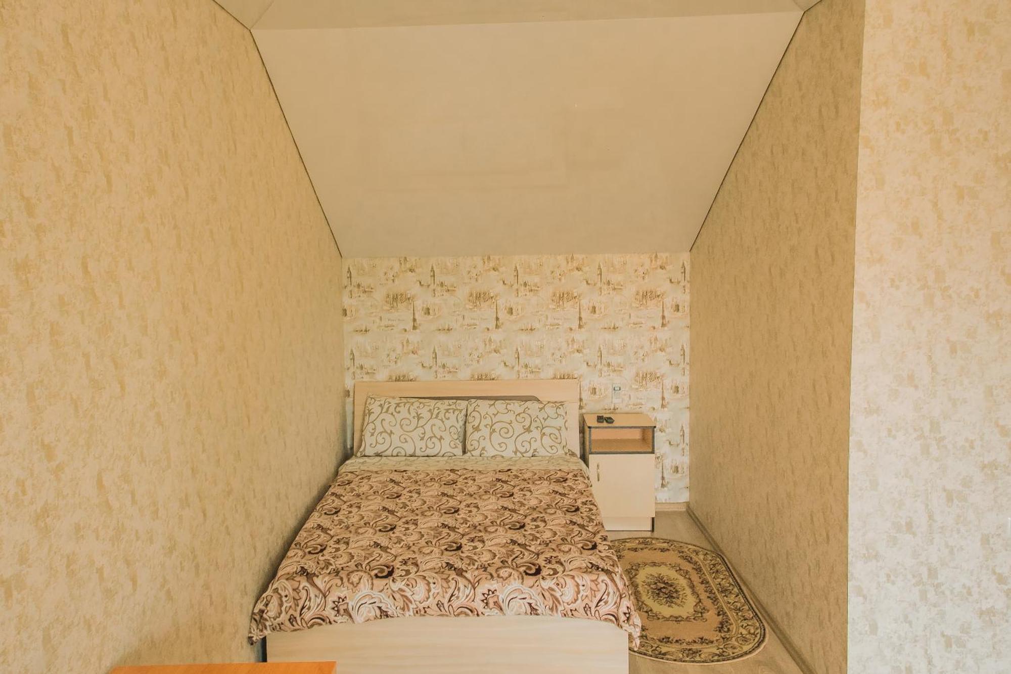 Balcony Hotel Zaliznyy Port Room photo