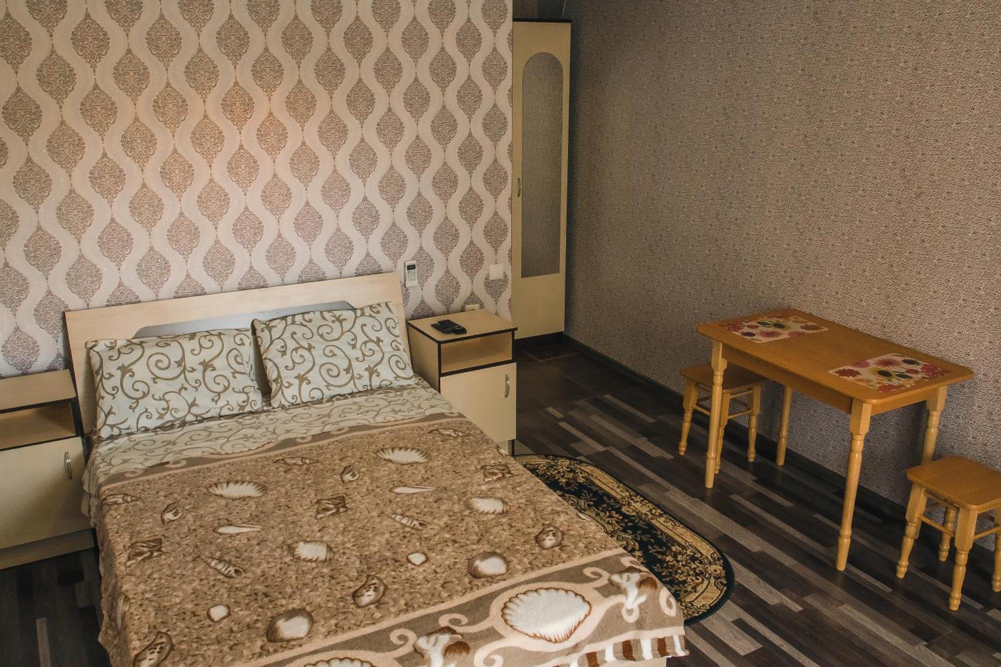 Balcony Hotel Zaliznyy Port Room photo